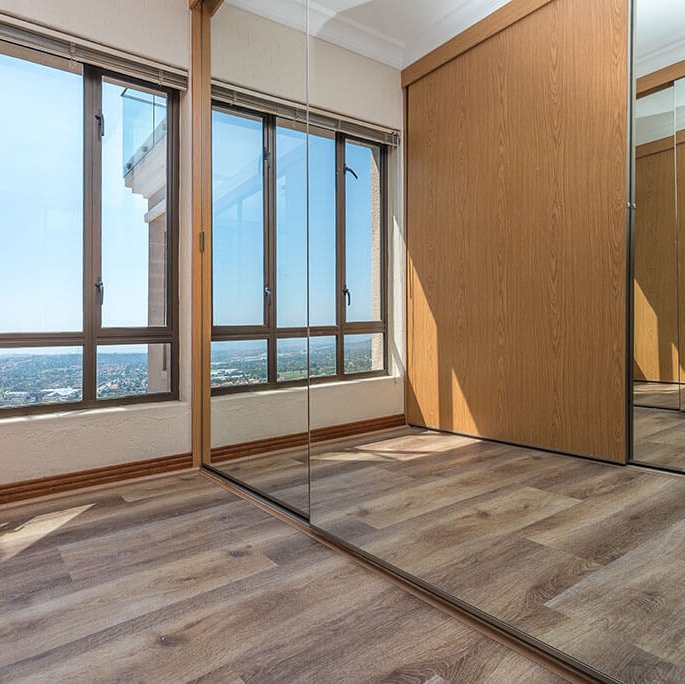 DIAMOND CORE VINYL FLOORS