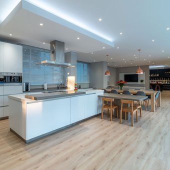 Black Forest Showcase-Maplewood Mist-Inovar Sandton