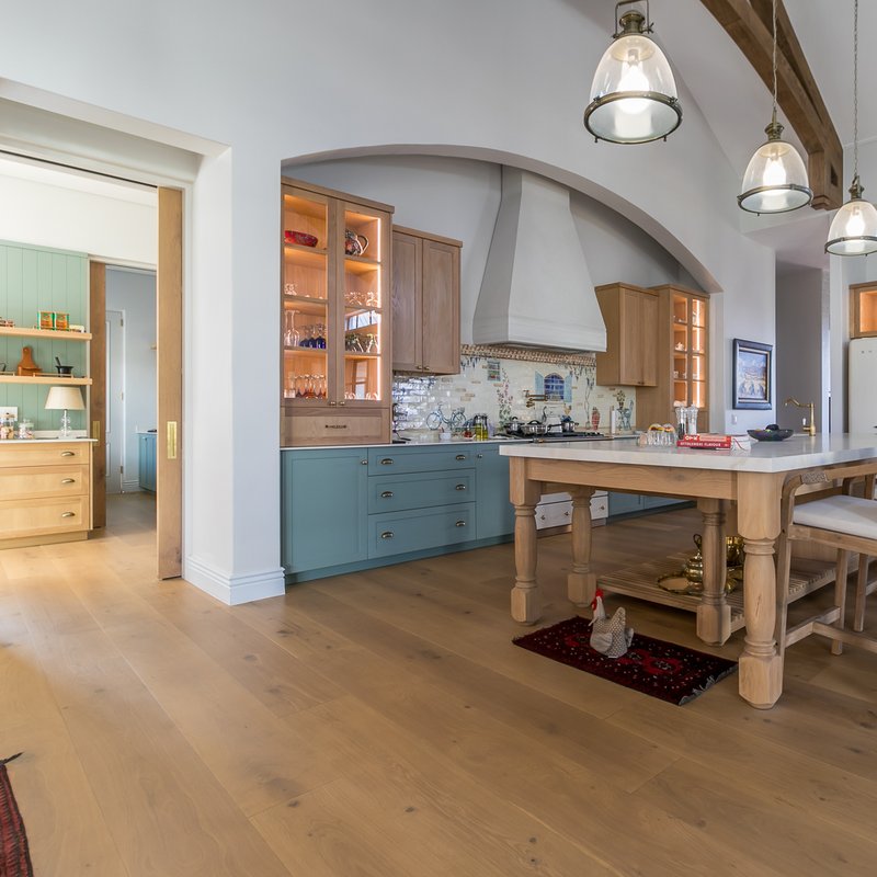 PRE-FINISHED OAK WOOD FLOORING